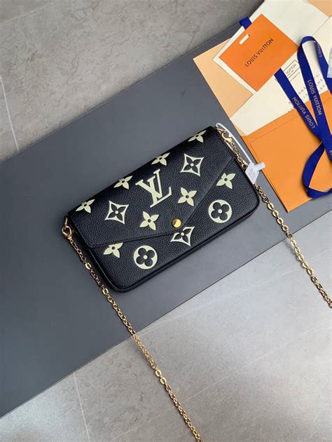 pochette gsm louis vuitton